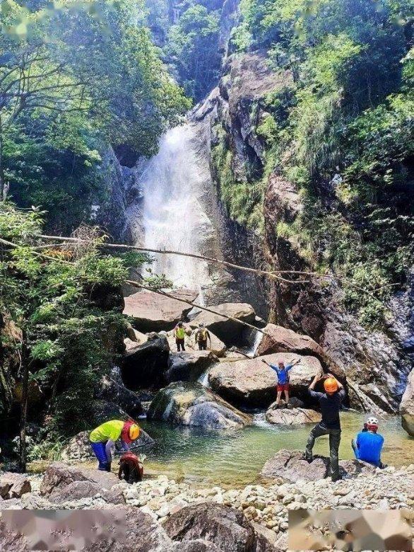 两名美军士兵起争执掏枪互射 致1死1伤